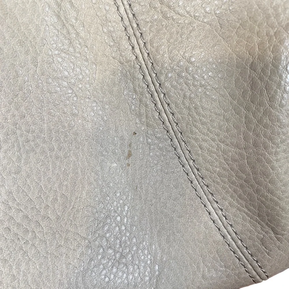 B. Makowsky Cream Leather Satchel Top Zip Handbag Goldtone Hardware Women